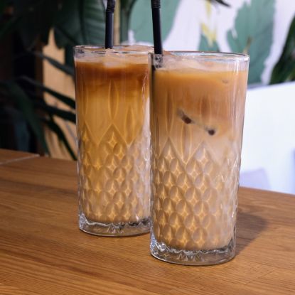Iced Latte resmi