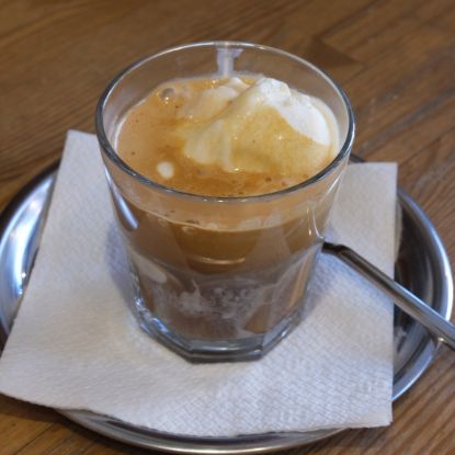 Affogato (Vanilyalı Dondurma + 2 Shot Espresso) resmi